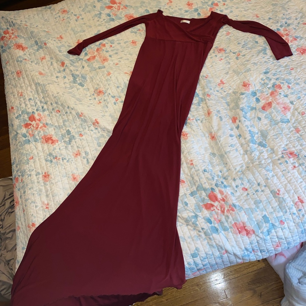 2 holiday maternity dresses